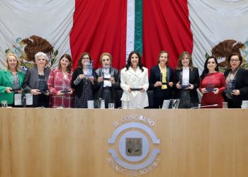 Congreso del Estado reconoce a once mujeres destacadas con la Presea del Poderío de las Mujeres Sonorenses 2025