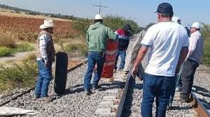 Bloqueos a vías férreas frenan 30 trenes y 250 mil toneladas de carga