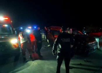 Enfrentamiento entre marinos y civiles en carretera de Pitiquito causa accidente