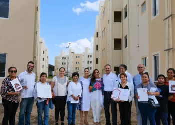 Los que se oponen a la 4T lo hacen por mantener ventajas del pasado: Sheinbaum