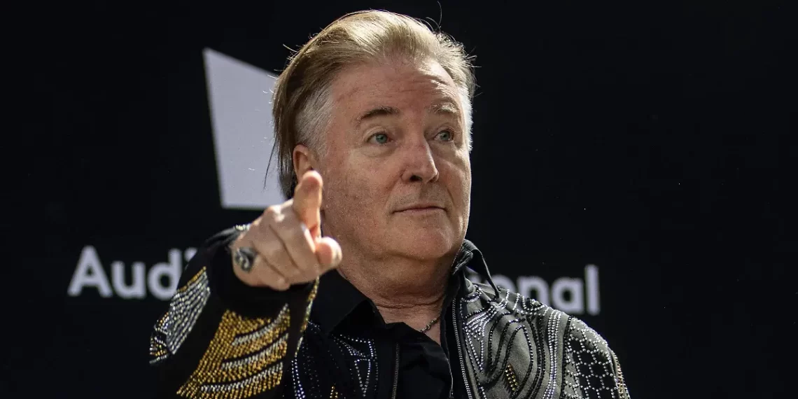 Miguel Mateos celebrará los 40 años de su disco debut “Solos en América”