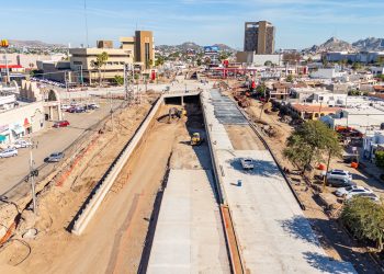 Paso a desnivel Colosio Solidaridad presenta un avance del 80%
