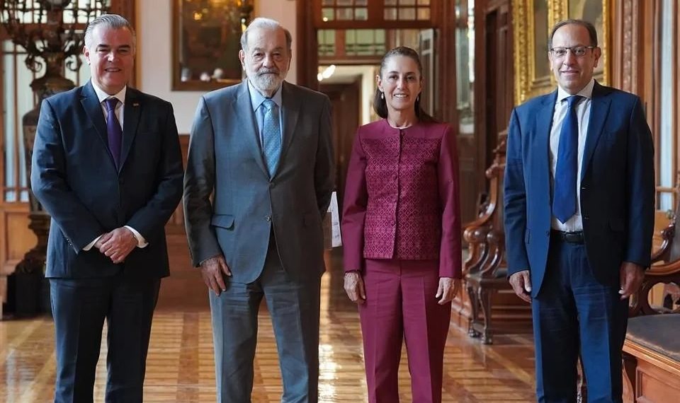 Dialoga Claudia Sheinbaum sobre expectativa económica con Slim y CCE