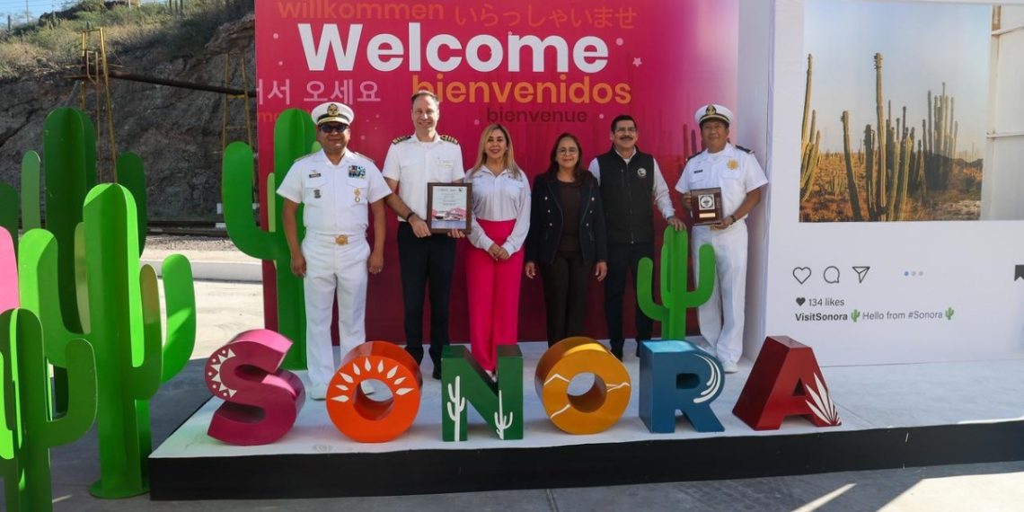 Gobernador Durazo impulsa desarrollo turístico con llegada del crucero Zaandam a Guaymas