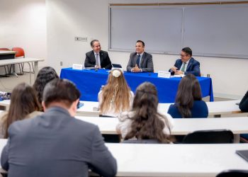 Dialoga Toño Astiazarán con legisladores y académicos estadounidenses sobre áreas de oportunidad y colaboración para el desarrollo económico