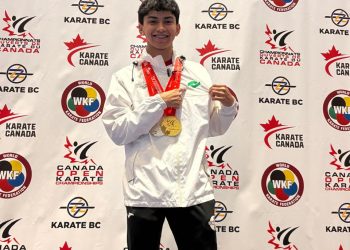 Gana alumno de Conalep oro y plata en campeonato internacional de karate