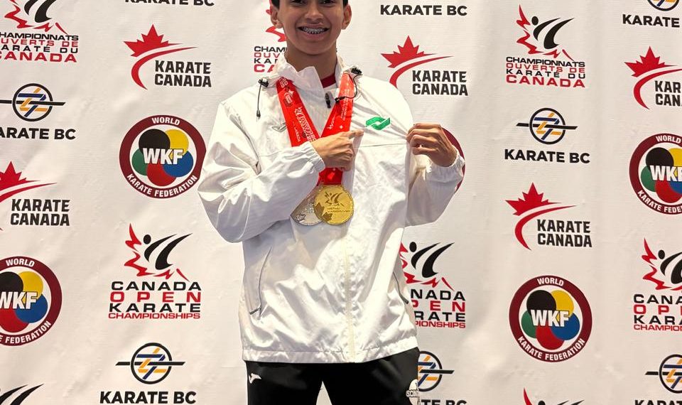 Gana alumno de Conalep oro y plata en campeonato internacional de karate