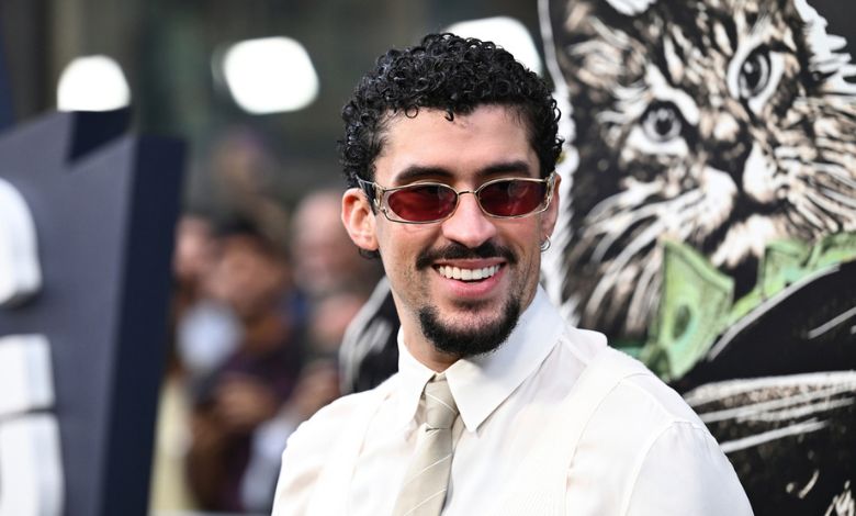 Bad Bunny causa polémica por tocar pieza en Museo de Antropología