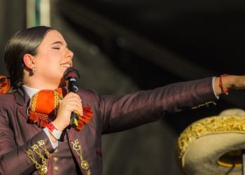 Camila Fernández rinde homenaje a su abuelo Vicente