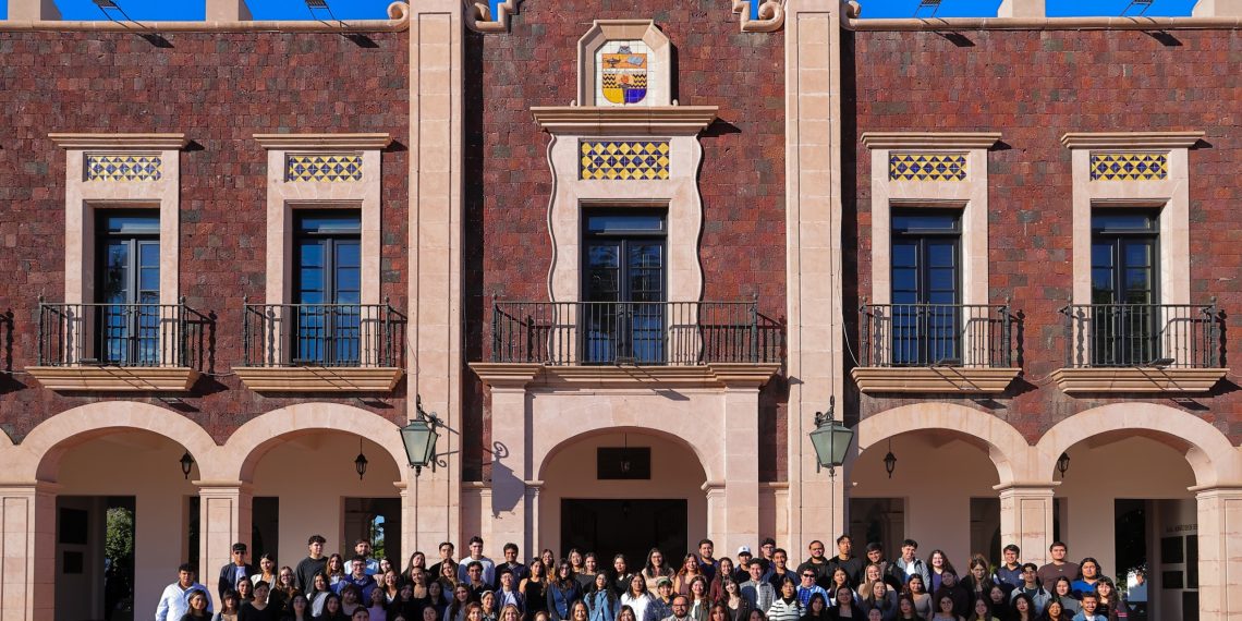 Volarán 219 búhas y búhos a seguir su formación en otras universidades en 2026