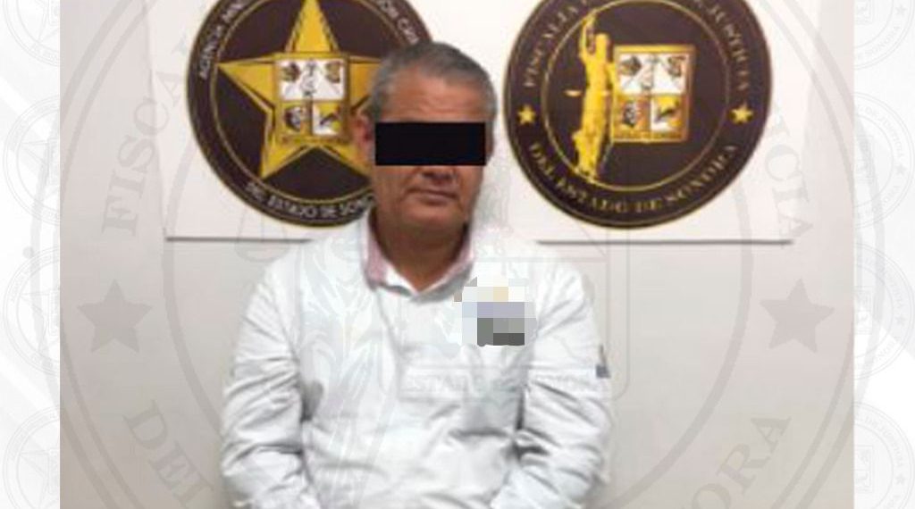 Al bote por enviar corona fúnebre a su pareja en Guaymas