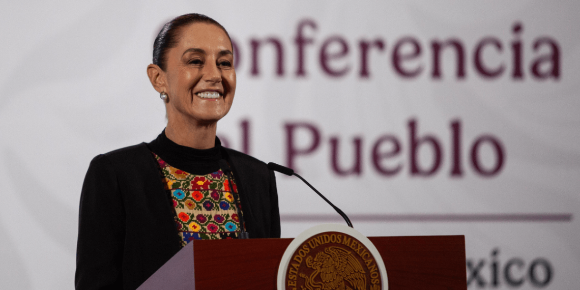 Descarta Sheinbaum escenarios planteados por López Obrador para salir a la calle
