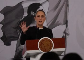 Está mal ese espectáculo, dice Sheinbaum de riña entre diputadas