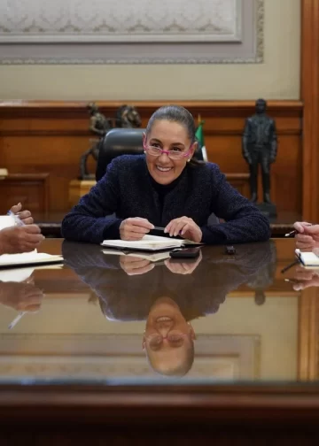 Sheinbaum dialoga con papa León XIV en día de la Virgen de Guadalupe; formaliza la invitación a México