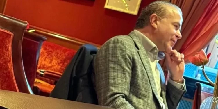 Captan a Rocha Cantú en París