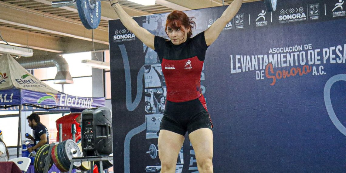 Brillan pesistas sonorenses en el Estatal Abierto de Halterofilia
