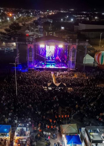 Moenia cierra exitosamente el segundo día del Cuarto Festival del Globo con 11 mil asistentes
