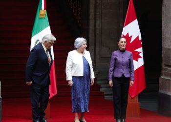 Sheinbaum recibe en Palacio Nacional a gobernadora general de Canadá