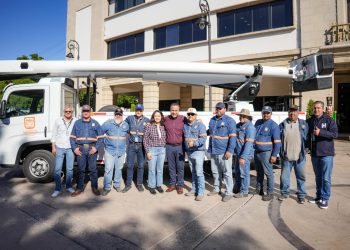 Suma Toño Astiazarán más equipamiento para brindar mejor servicio a familias hermosillenses