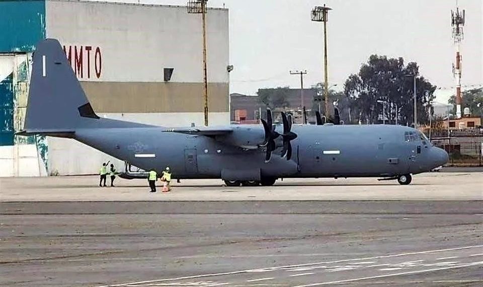 Dice Gobierno que aeronave de EU llegó por capacitación