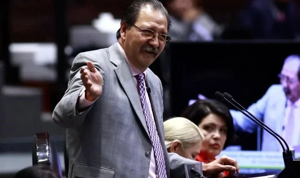 Advierte PT que sin sus votos no pasa reforma electoral