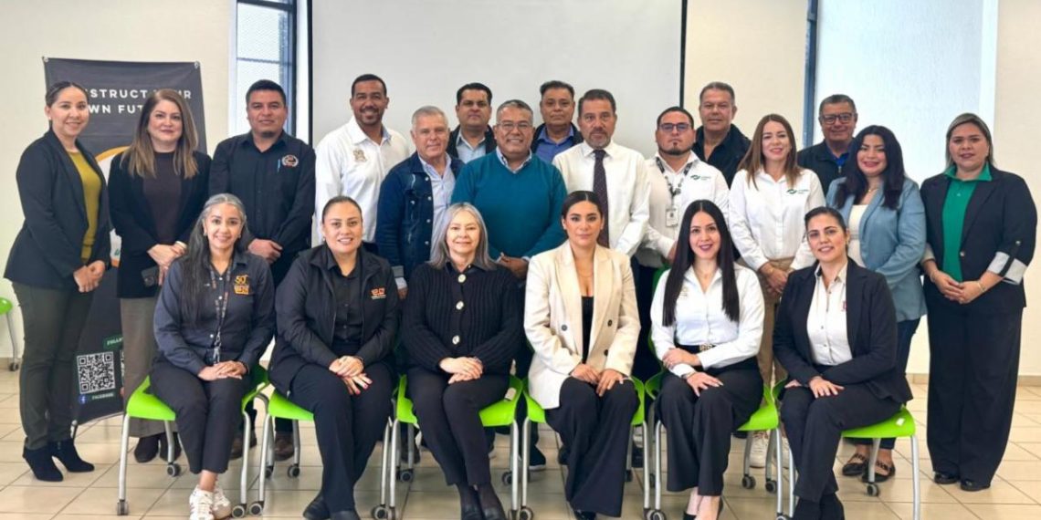 Fortalece Gobierno de Sonora la orientación vocacional de estudiantes de preparatoria: UTGuaymas