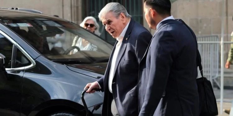 Declina Aceves reelegirse en CTM; abre sucesión