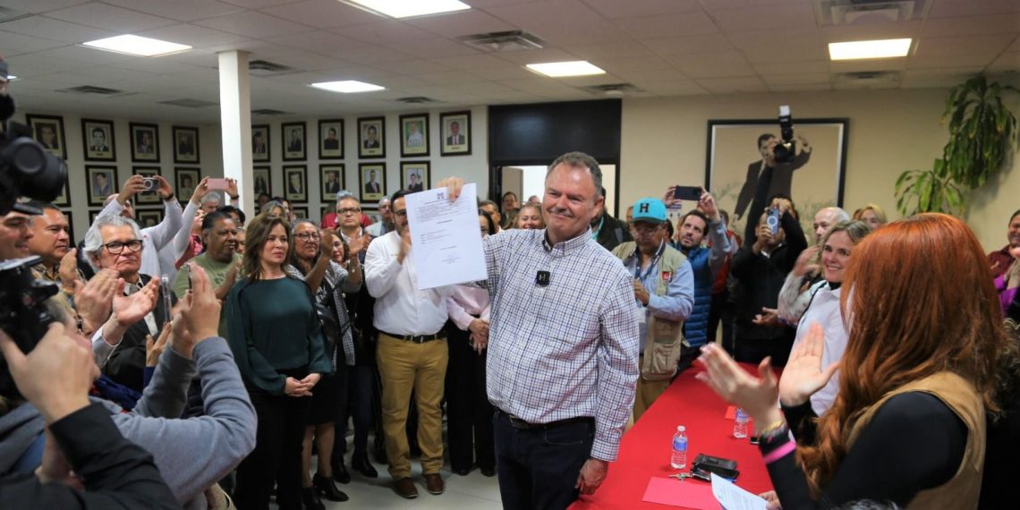 Se registran aspirantes priistas a Senado y Diputación Federal