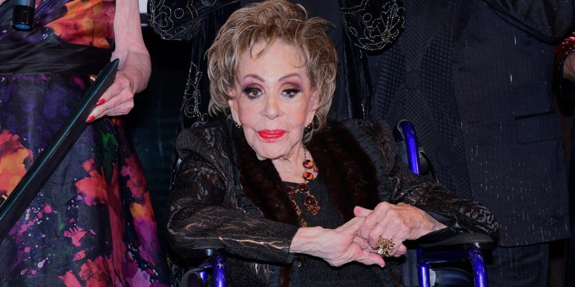 Silvia Pinal envía mensaje desde el hospital; asegura encontrarse bien de salud