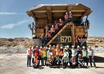 Disponible convocatoria de nuevo ingreso 2024 en UES para egresados de bachillerato