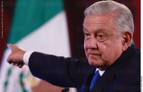 No se metan con los familiares, pide AMLO