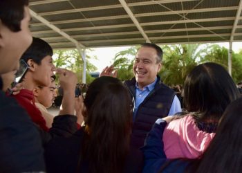 Suma Antonio Astiazarán programa Reciclase al CBTIS 132