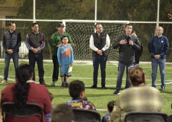 Constata Toño Astiazarán rehabilitación de parque Las Lomas