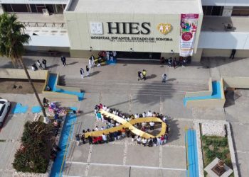 Conmemora Salud Sonora lucha contra el cáncer infantil junto a pacientes del HIES