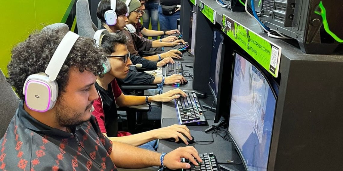 Participa alumnado de UTS en evento internacional de tecnología y emprendimiento