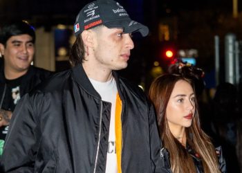 Nicki Nicole llora en su concierto y manda mensaje a Peso Pluma: “quiérela a ella”