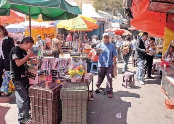 Cae desempleo, pero aumenta informalidad en México: Inegi