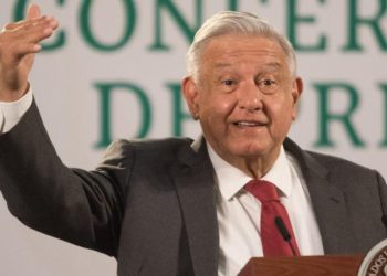 AMLO inicia en la ‘mañanera’ con clases de historia para los jóvenes