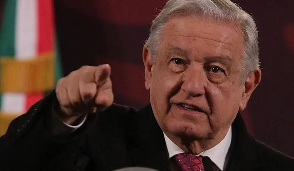 Lanza AMLO preguntas a Zedillo sobre Fobaproa, pensiones