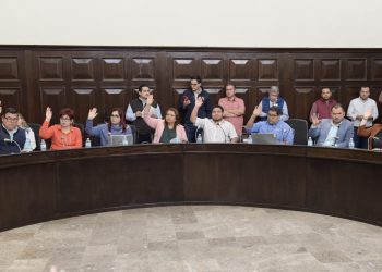 Se instruye en sesión de Cabildo implementación de programa de mejora en la atención a la ciudadanía