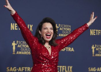 Fran Drescher celebra valentía de colegas tras histórica huelga