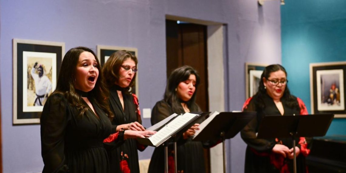 Rinde FAOT tributo a mujeres en la música