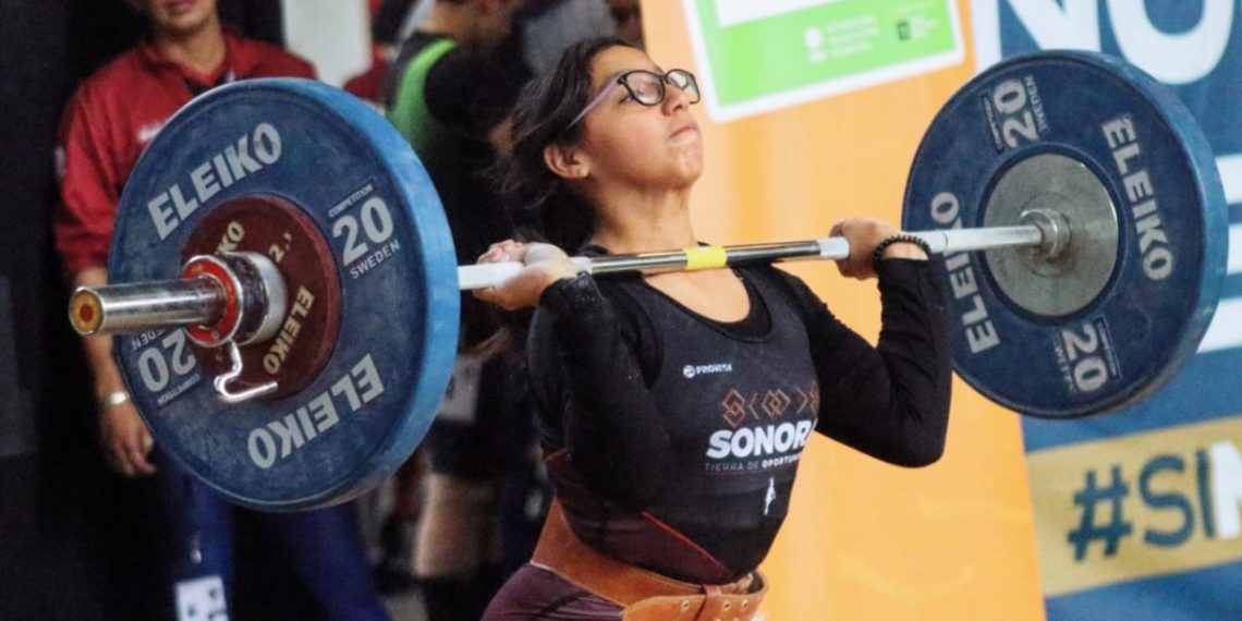 Pesistas sonorenses inician fuerte en el Macro Regional