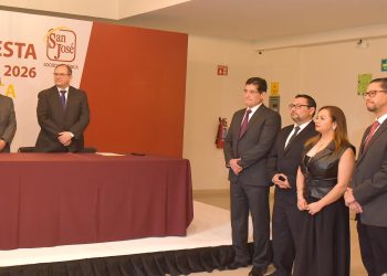 Participa Gobierno Municipal en la toma de protesta de la Sociedad Médica