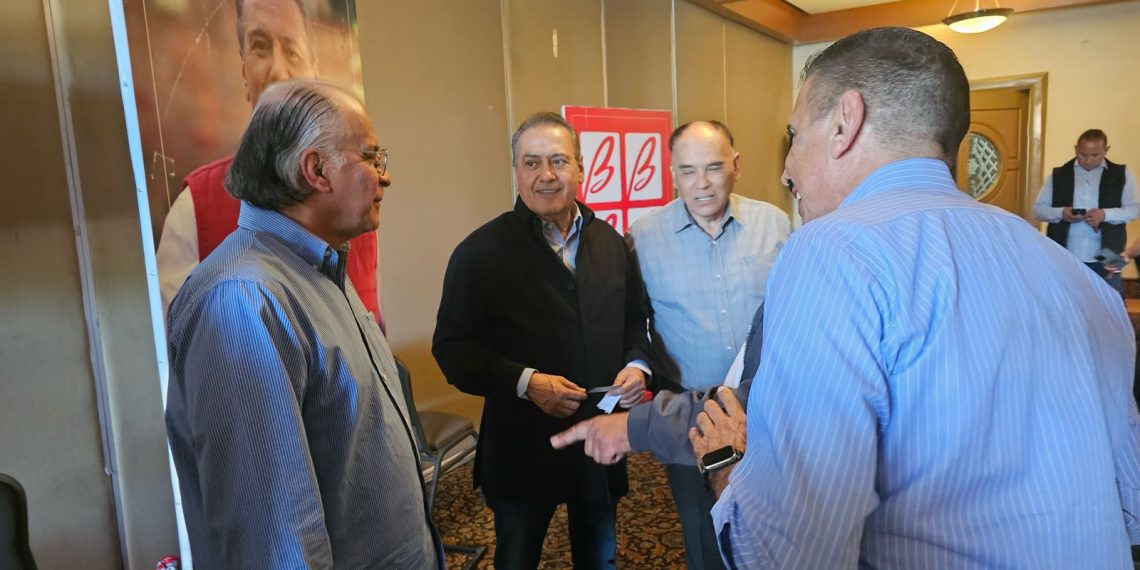 &nbsp;Para que desde el Senado se impulsen programas de rescate a los valores y la familia, pastores de iglesias evangélicas se reúnen con Beltrones