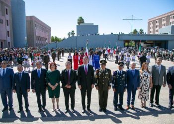 Participa Gobierno de Sonora en conmemoración nacional del Día de la Bandera