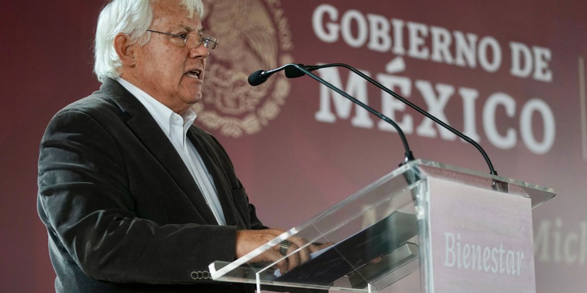 “Quien me va a sustituir tiene el mismo pensamiento”, asegura AMLO en Michoacán