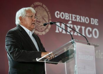 “Quien me va a sustituir tiene el mismo pensamiento”, asegura AMLO en Michoacán