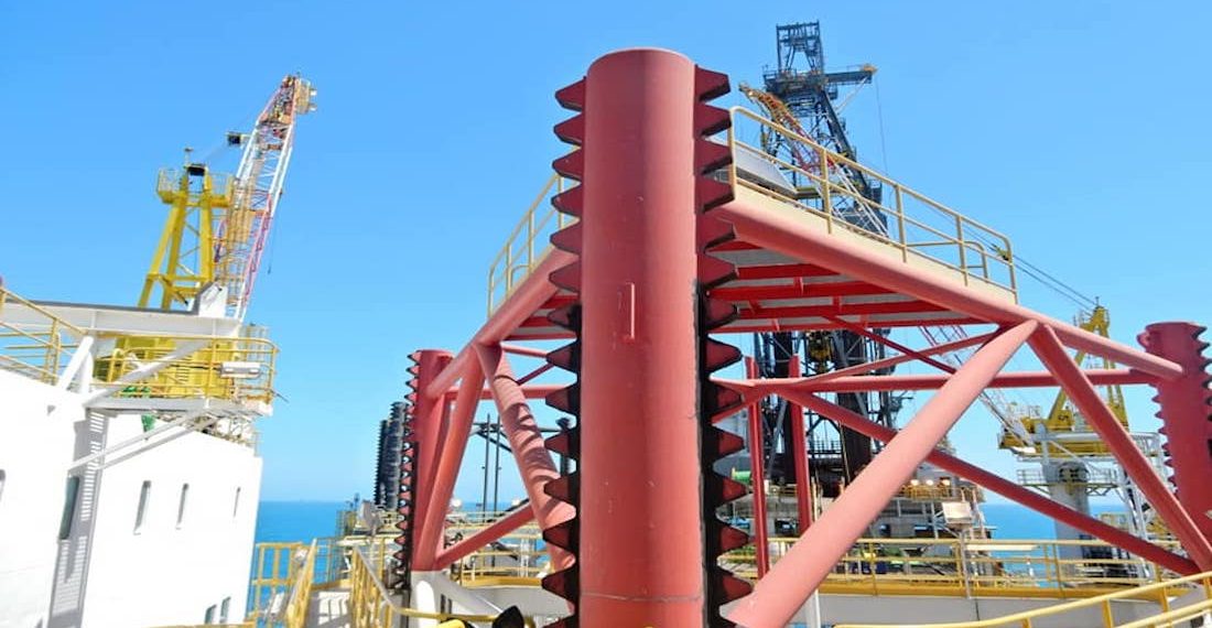 Pemex obtiene alivio fiscal vía decreto presidencial