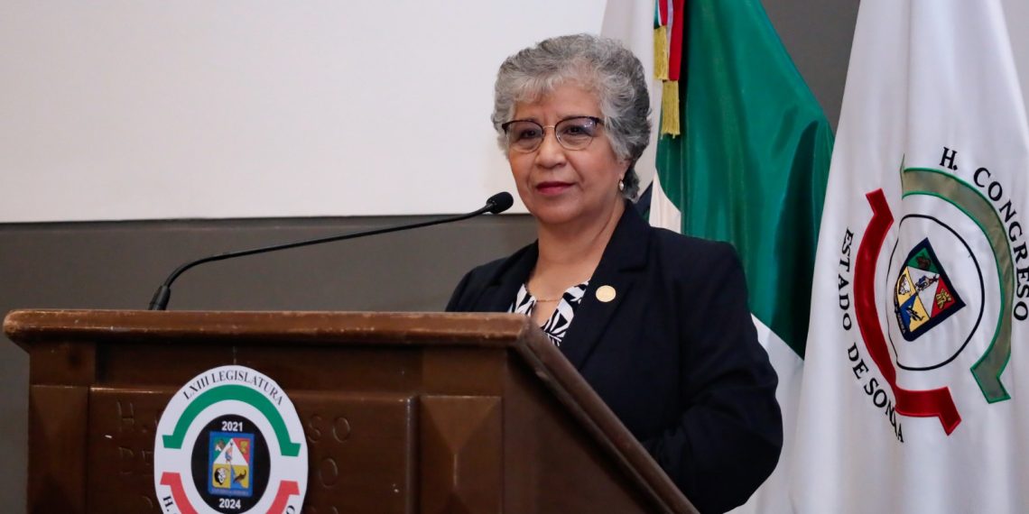 Aprueban exhorto para solicitar a los Ayuntamientos reconocer a la primera mujer electa Regidora